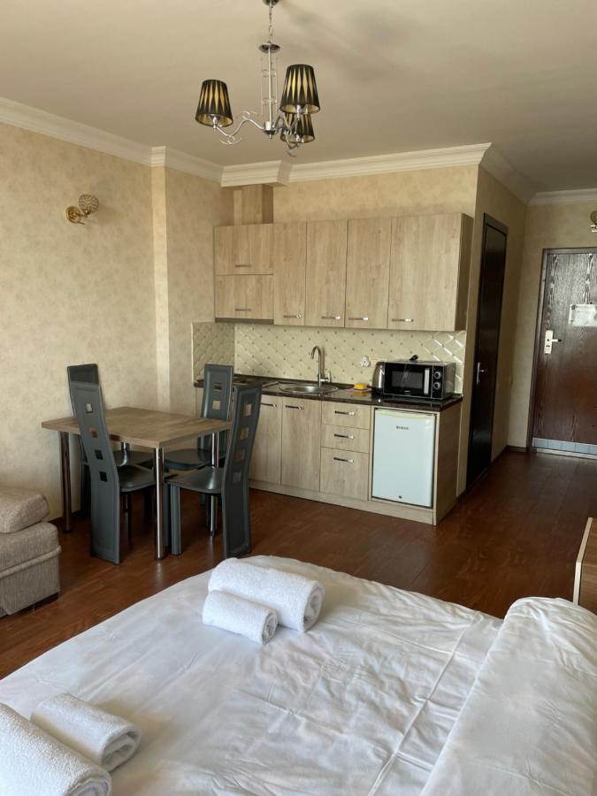 Lulu Apartment Μπατούμι Εξωτερικό φωτογραφία
