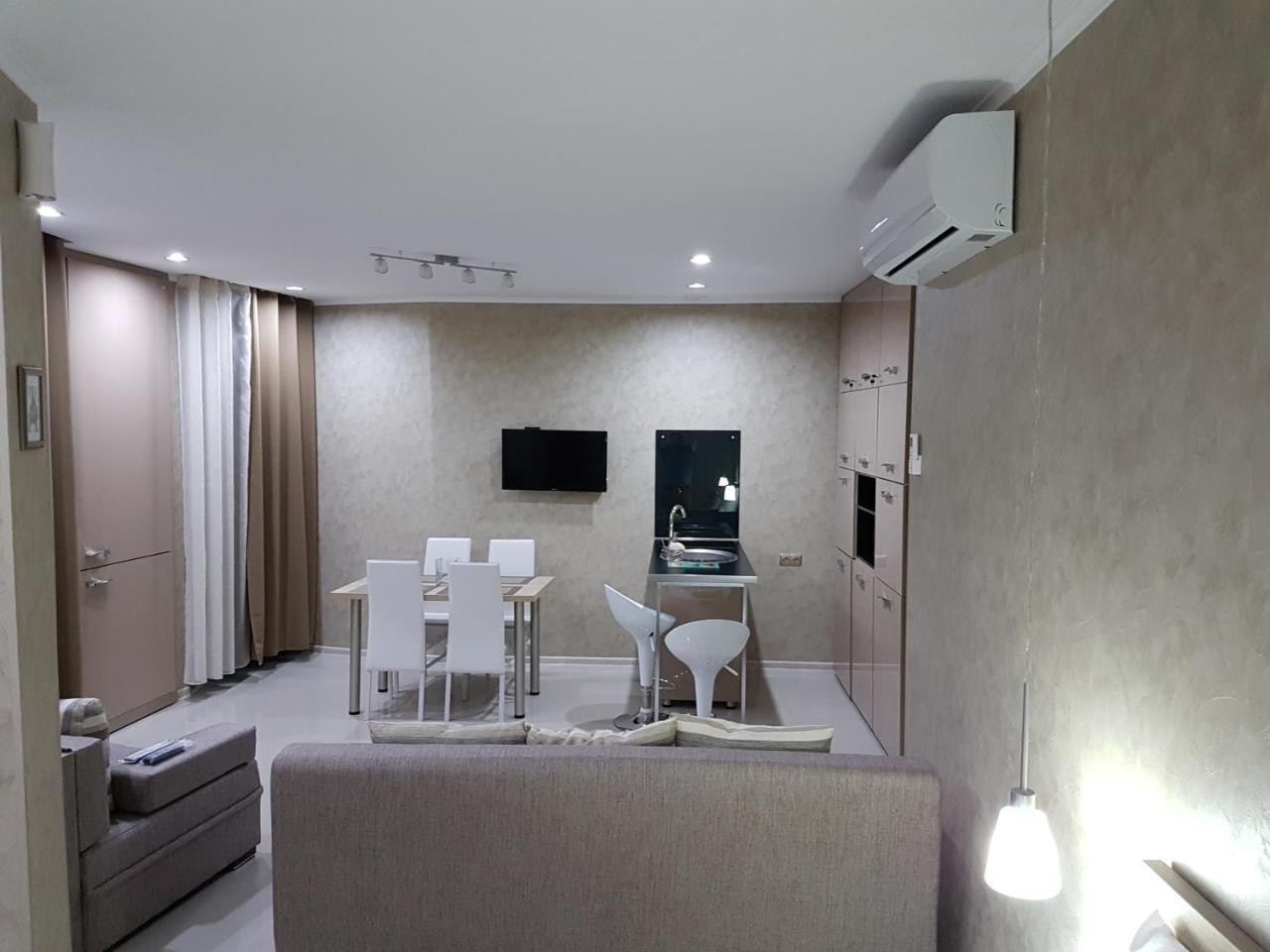 Lulu Apartment Μπατούμι Εξωτερικό φωτογραφία